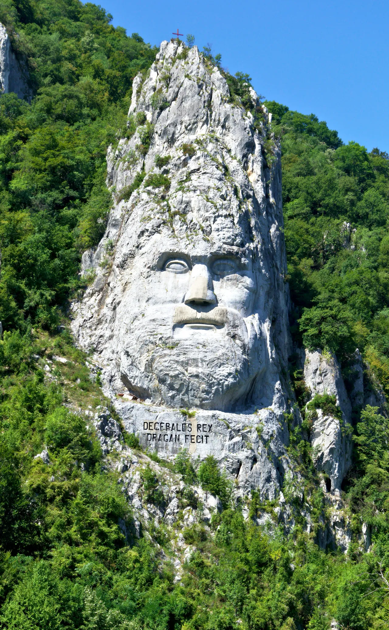 Rock sculpture of Decebalus 2